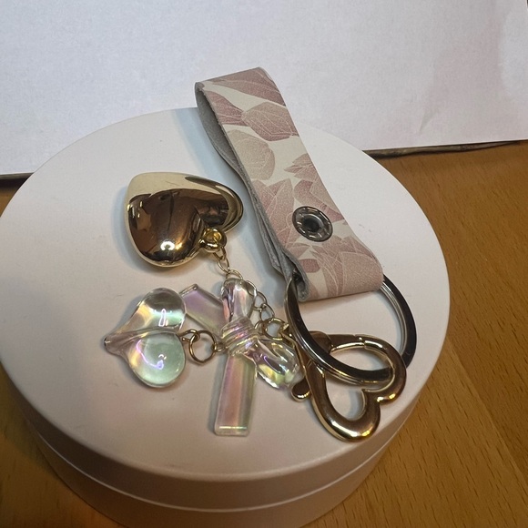 Accessories - Brand New Gold and Iridescent Heart Keychain